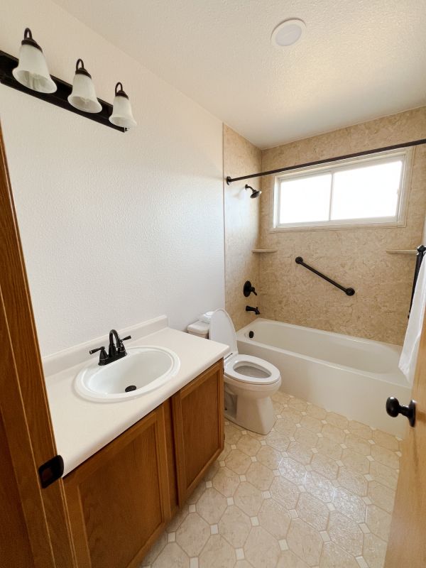 Top Bathroom Remodeling Companies in Hugo, MN